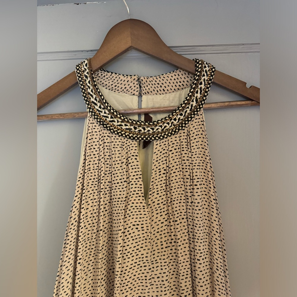 Elegant Beige Floral Maxi Dress - Picture 8 of 11